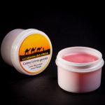 Cream against chapped lips